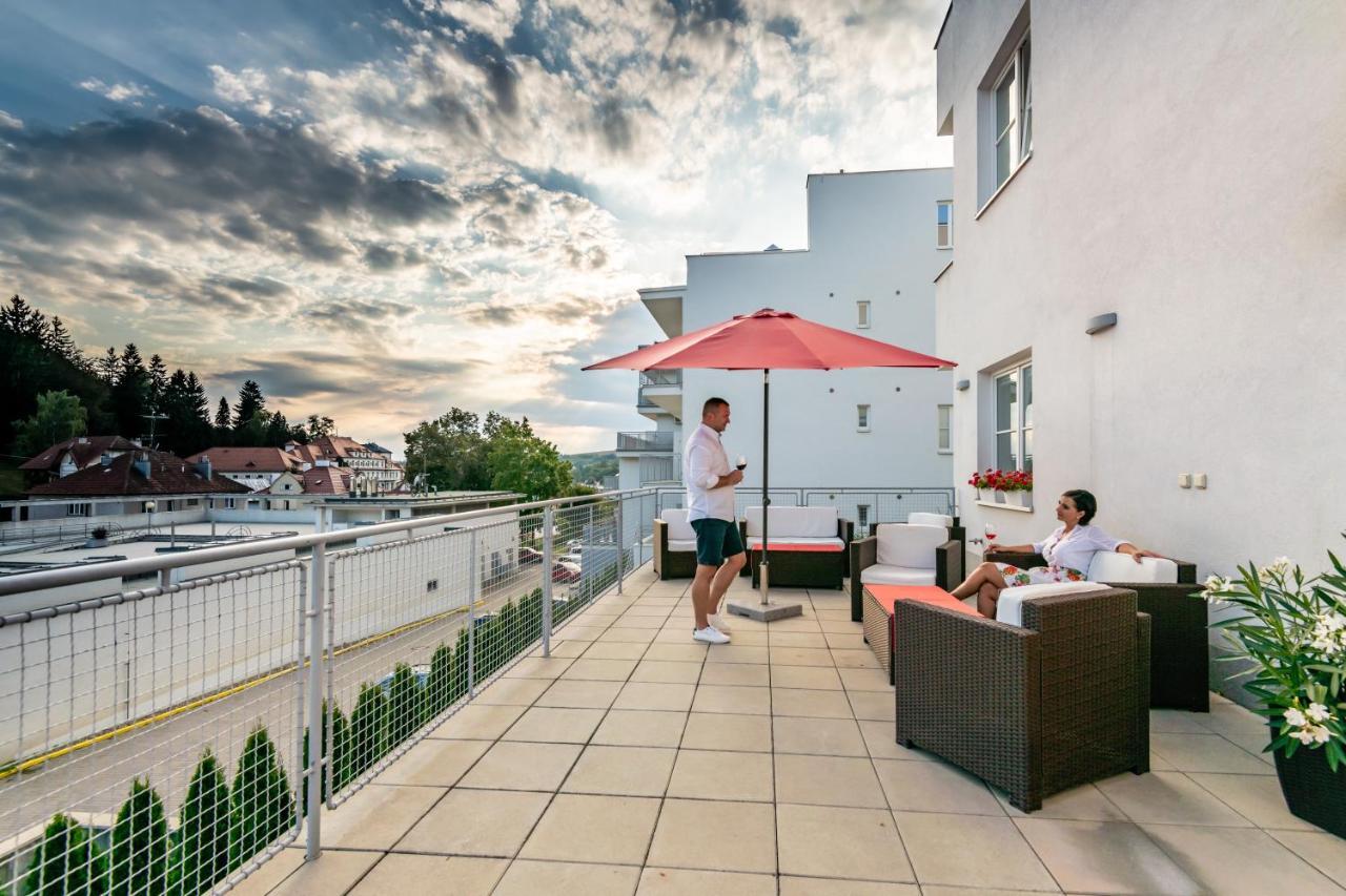 Hotel Vila Viola Luhacovice Luaran gambar